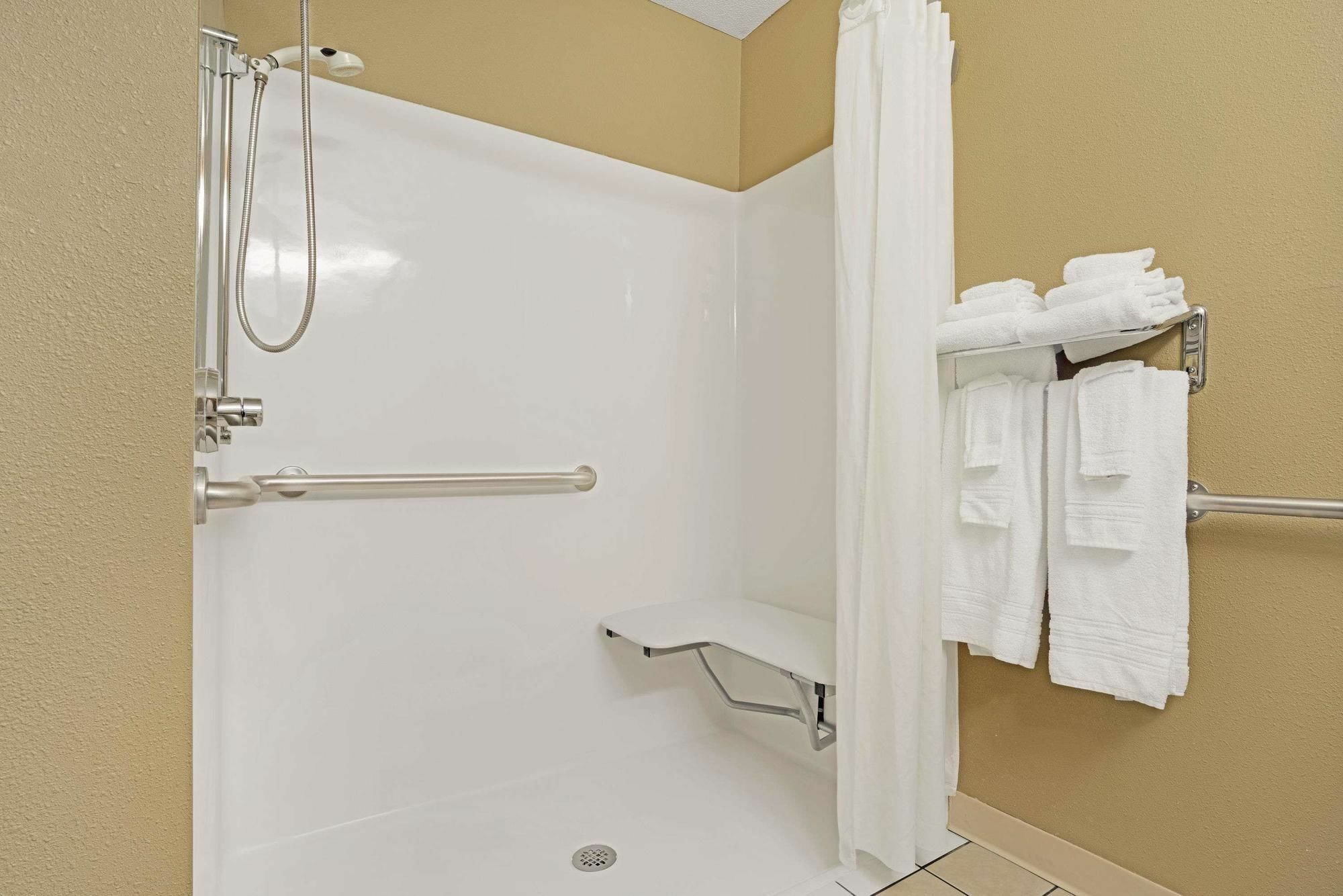 Microtel Inn & Suites By Wyndham Eagan/St Paul Zewnętrze zdjęcie
